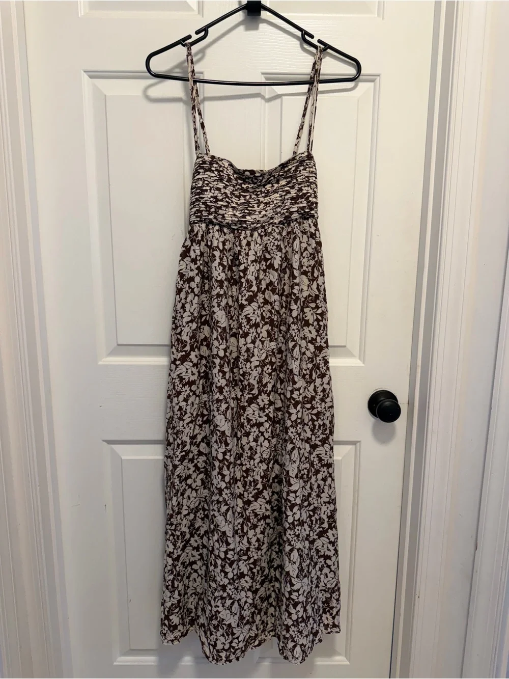 Abercrombie & Fitch Brown Floral Crinkle Pintuck Pleat Cutout Back Maxi Dress
